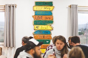 Good Feeling Hostel & Guesthouse