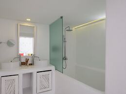 Axel Beach Mykonos - Adults Only