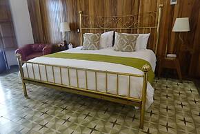 Del Carmen Concept Hotel