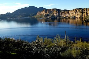 Saguaro Lake Guest Ranch