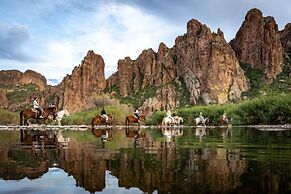 Saguaro Lake Guest Ranch