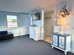 Top Mast Resort
