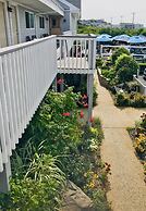 Top Mast Resort