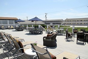 Top Mast Resort