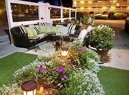 Top Mast Resort