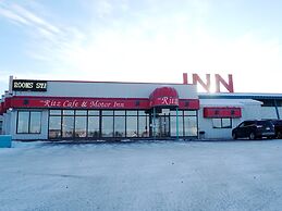 The Ritz Cafe and Motor Inn