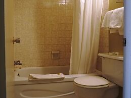 The Ritz Cafe and Motor Inn