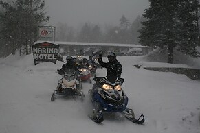 Marina Motel