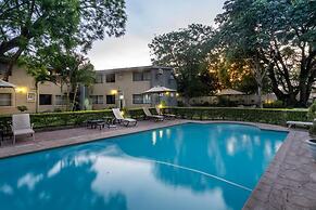 Fallsway Apartments Louden Court