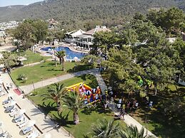 Long Beach Club Nature