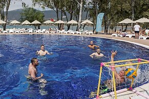 Long Beach Club Nature