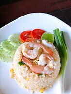 Maneerote Hotel Surin