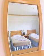 Maneerote Hotel Surin