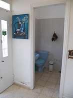 Auberg-Inn Guesthouse