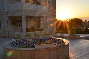 Auberg-Inn Guesthouse