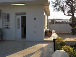 Auberg-Inn Guesthouse