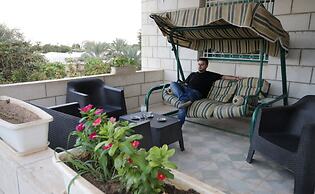 Auberg-Inn Guesthouse