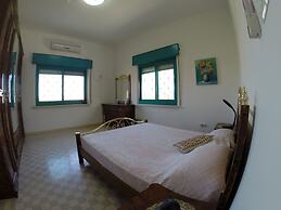 Auberg-Inn Guesthouse