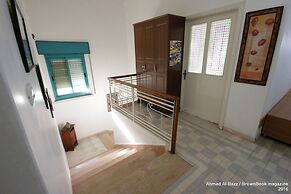Auberg-Inn Guesthouse