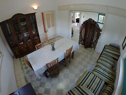 Auberg-Inn Guesthouse