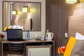 Comfort Nsk Hotel