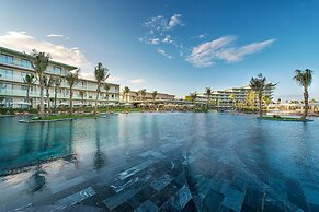 FLC Luxury Hotel Samson