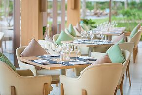 FLC Luxury Hotel Samson