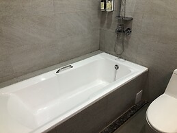 Hualien Holiday Hotel