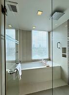 Sora Resort & Suites Sukhumvit