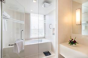 Sora Resort & Suites Sukhumvit