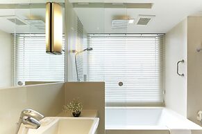 Sora Resort & Suites Sukhumvit