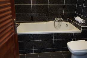 Accra Royal Castle Apartments & Suites