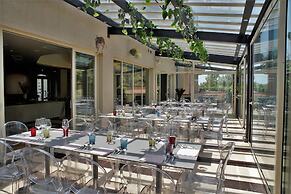 Mareneve Resort