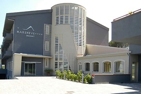Mareneve Resort