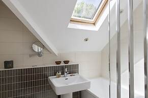 SACO Reading - Castle Crescent