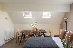 SACO Reading - Castle Crescent