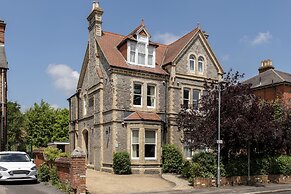 SACO Reading - Castle Crescent