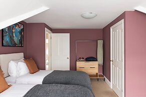 SACO Reading - Castle Crescent