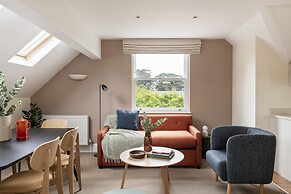 SACO Reading - Castle Crescent