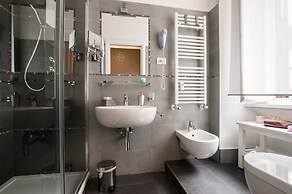 Elenoire Rooms & Suite