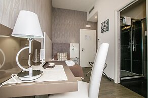 Elenoire Rooms & Suite