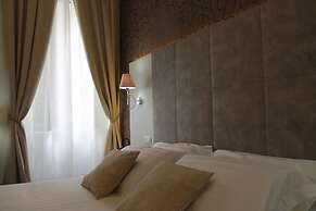 Elenoire Rooms & Suite