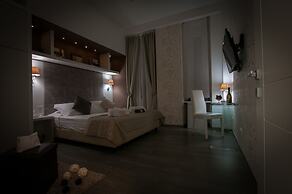 Elenoire Rooms & Suite