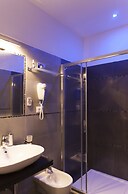 Elenoire Rooms & Suite