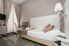 Elenoire Rooms & Suite
