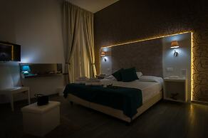 Elenoire Rooms & Suite