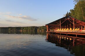 Romantic Country Club