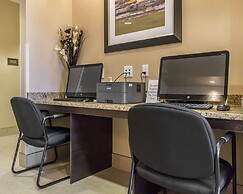 Comfort Inn & Suites Edmonton International Airport