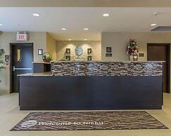 Comfort Inn & Suites Edmonton International Airport