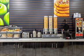 La Quinta Inn & Suites by Wyndham Springfield IL